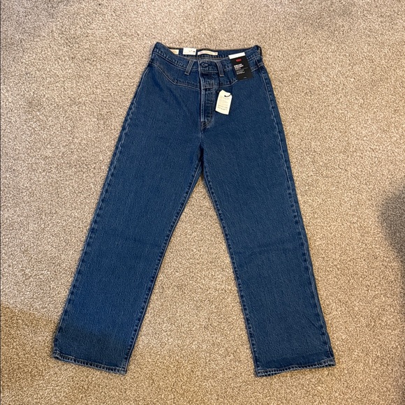 Levi’s Ribcage Western Yoke Women’s Jeans - Picture 2 of 8